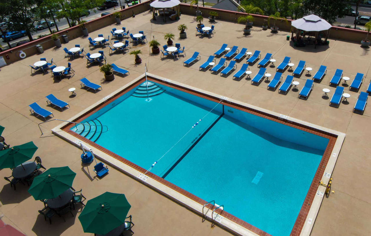 Holiday Inn Gainesville-University Center By Ihg Exterior foto